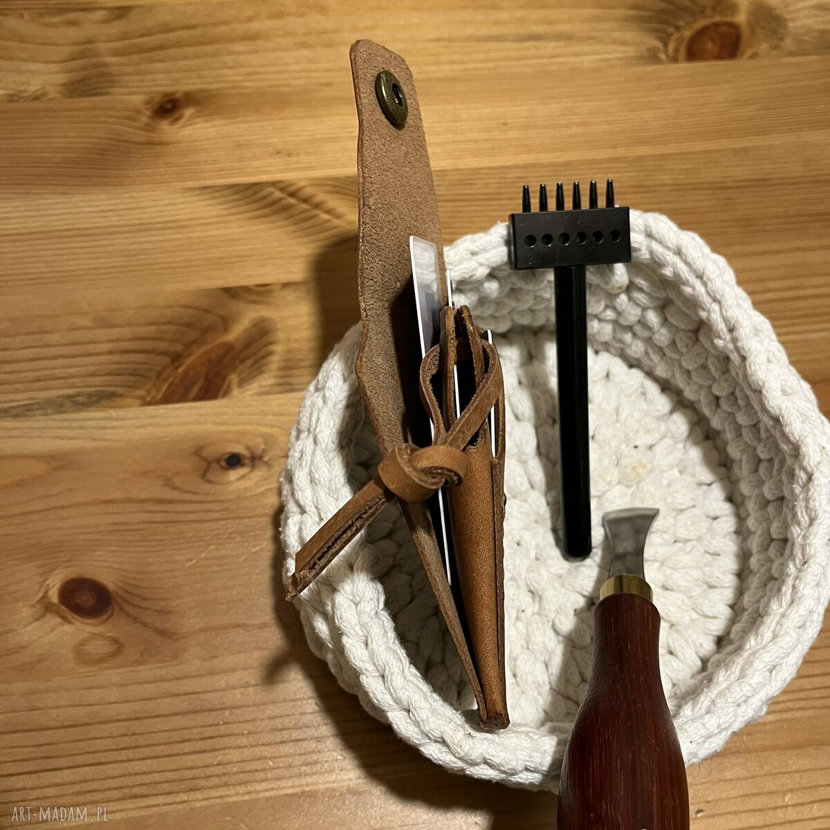 portfele: Mały portfel skórzany brązowy ręcznie uszyty na karty. Autorskie