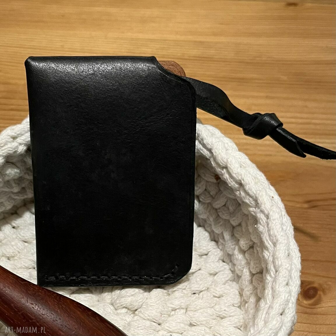 portfele: Mały portfel skórzany czarno brązowy ręcznie uszyty na karty. Autorskie
