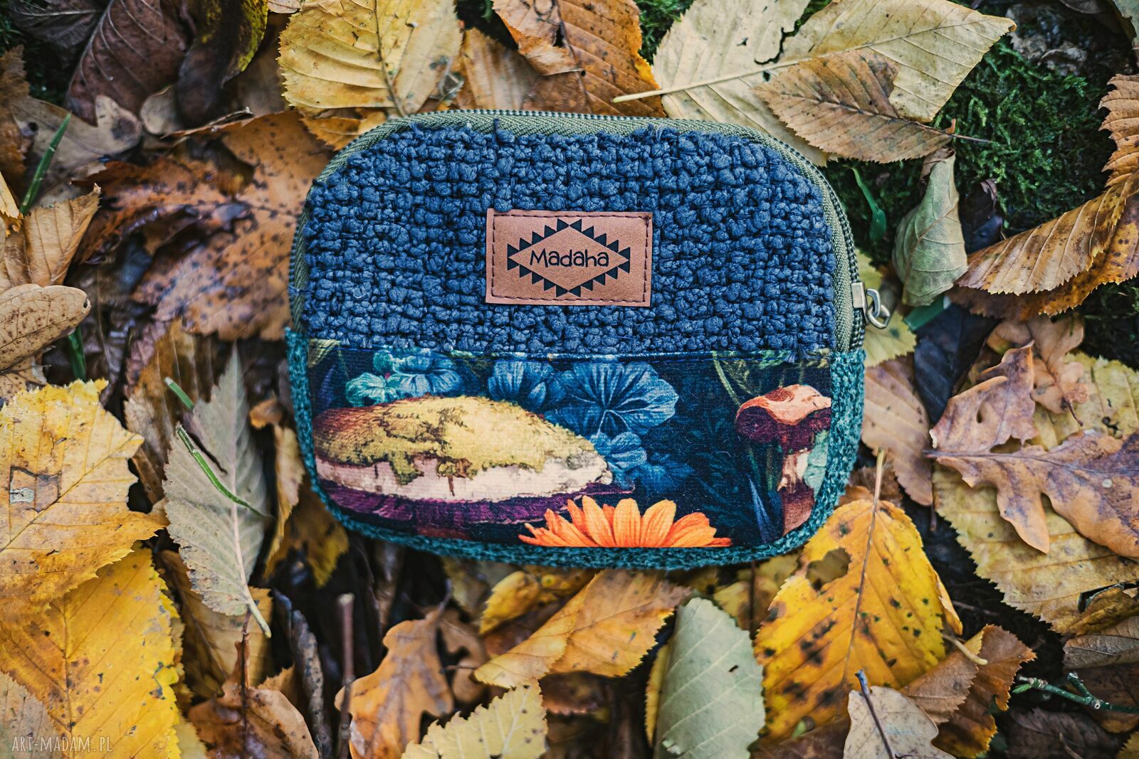 Mały portfelik handmade patchwork z tkaniny z odzysku