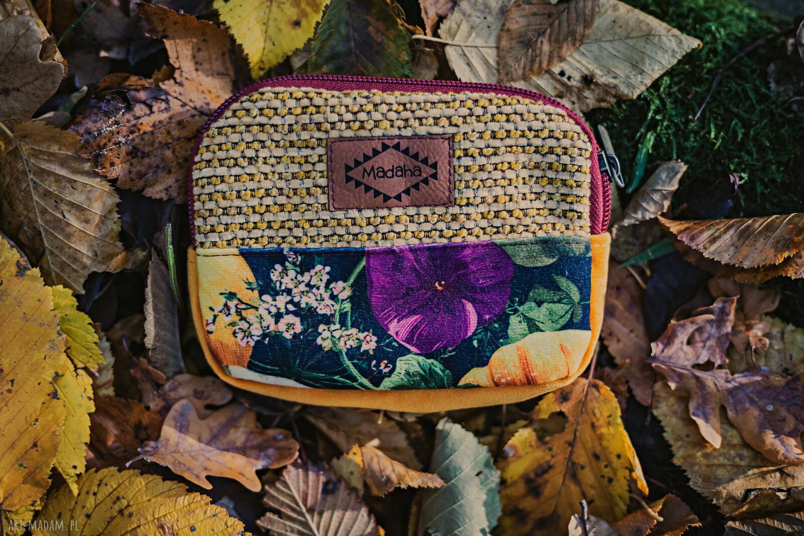 Kolorowy portfelik handmade patchwork z tkaniny z odzysku