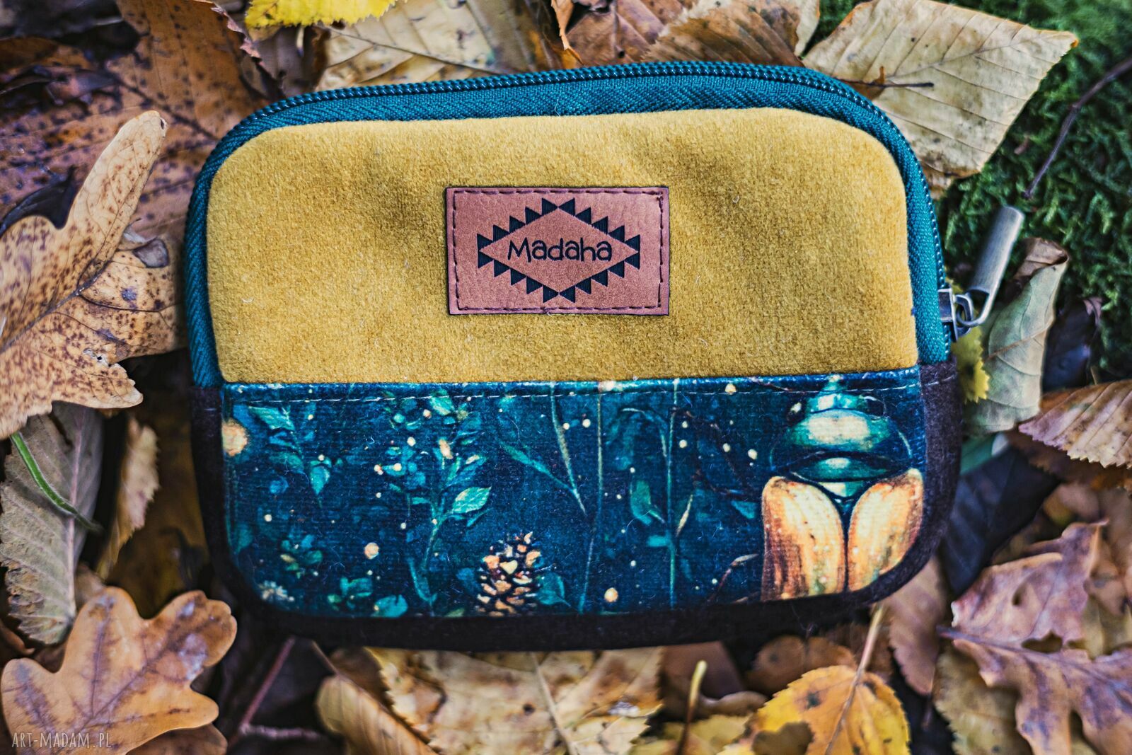 Mały portfelik damski handmade patchwork z tkaniny z odzysku