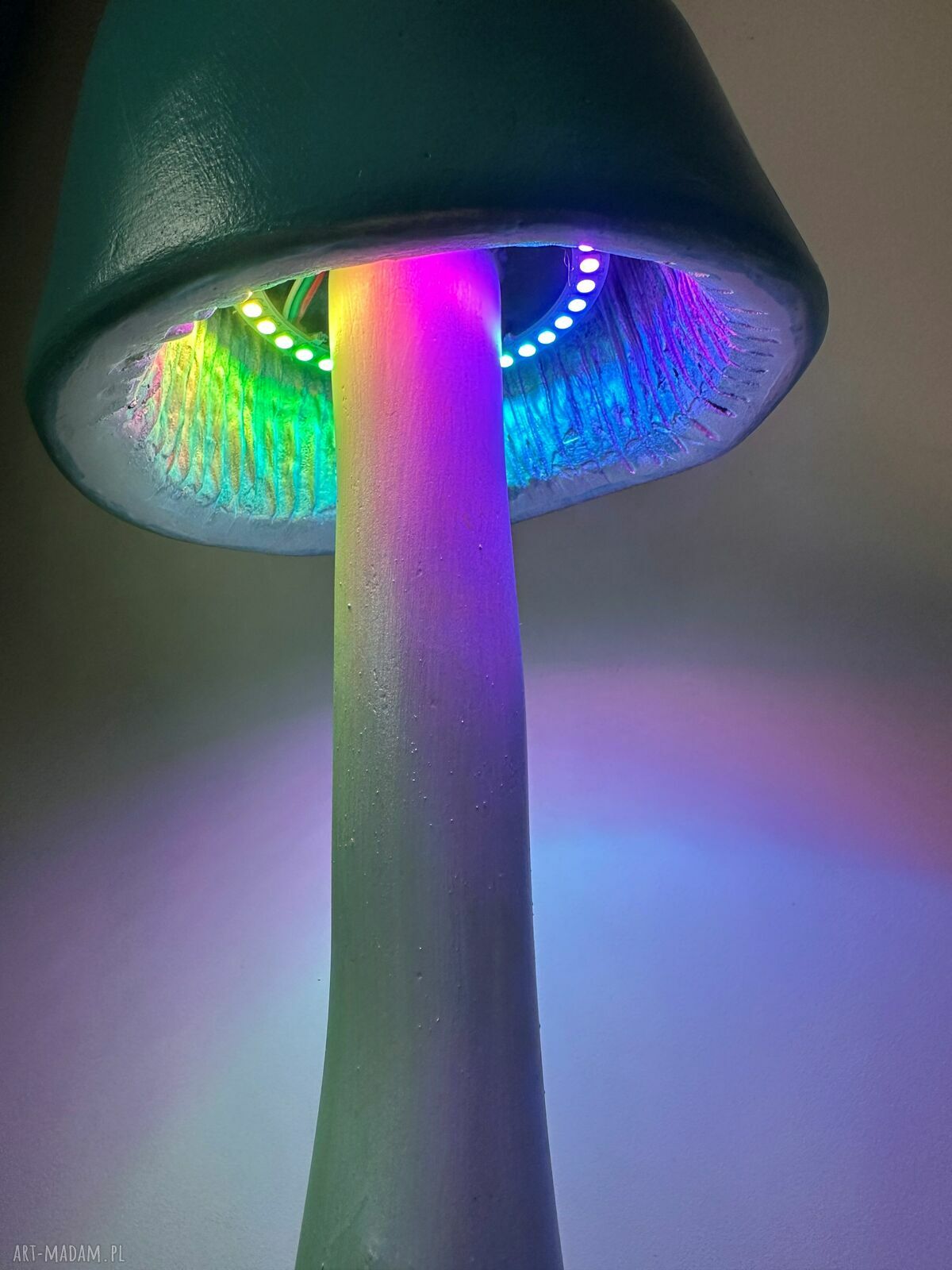Poświetlany grzybek „Turkusik” - lampka nocna LED do pokoju dziecięcego