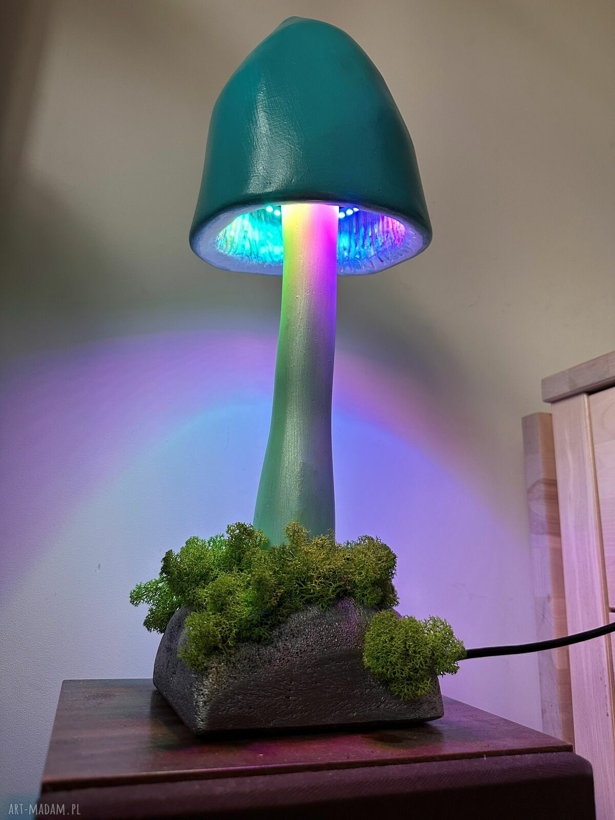 Poświetlany grzybek „Turkusik” - lampka nocna LED do pokoju dziecięcego