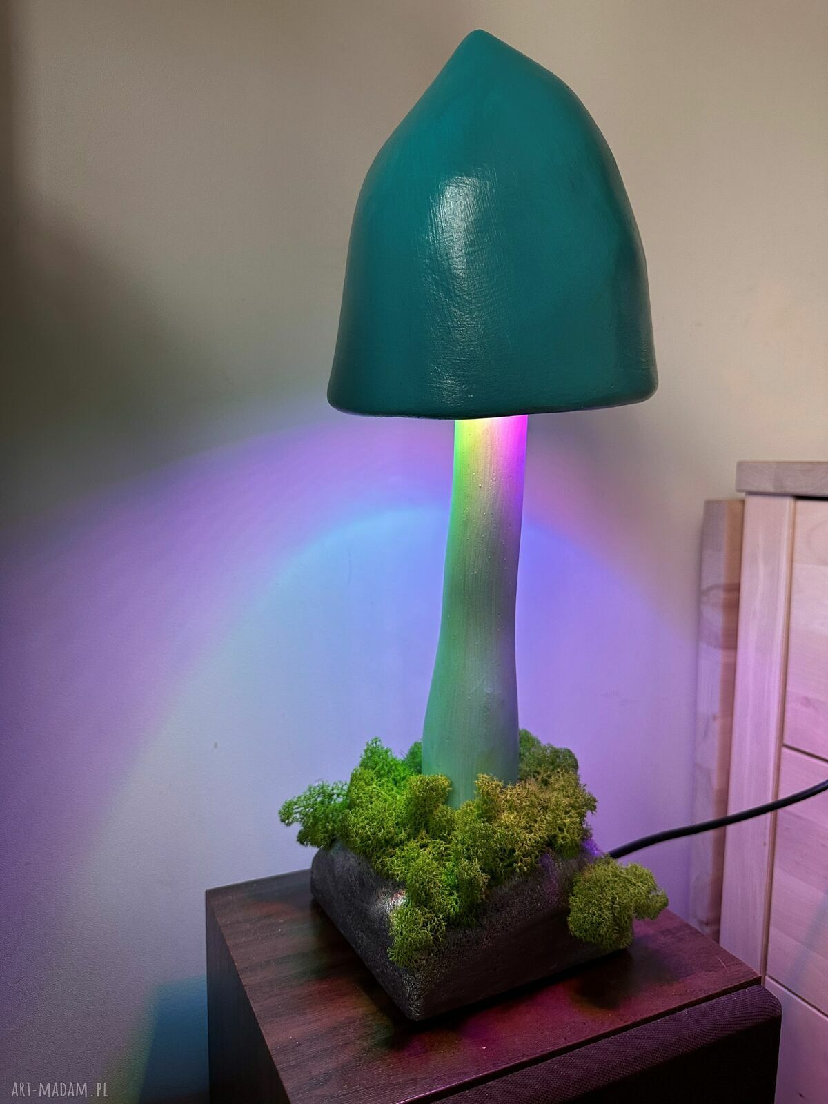 Poświetlany grzybek „Turkusik” - lampka nocna LED do pokoju dziecięcego