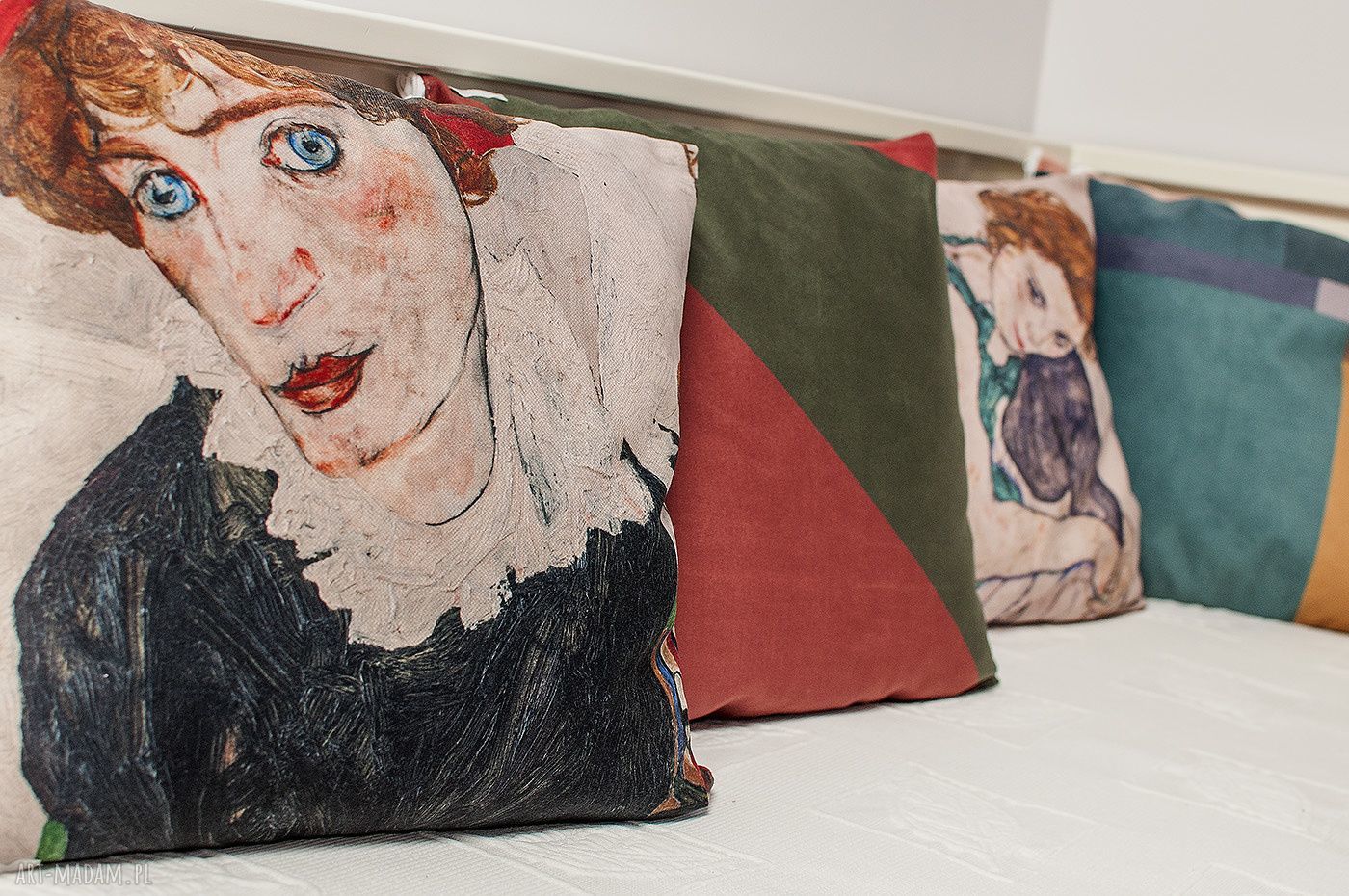 Poszewka na małą poduszkę (jasiek) - Schiele - welur