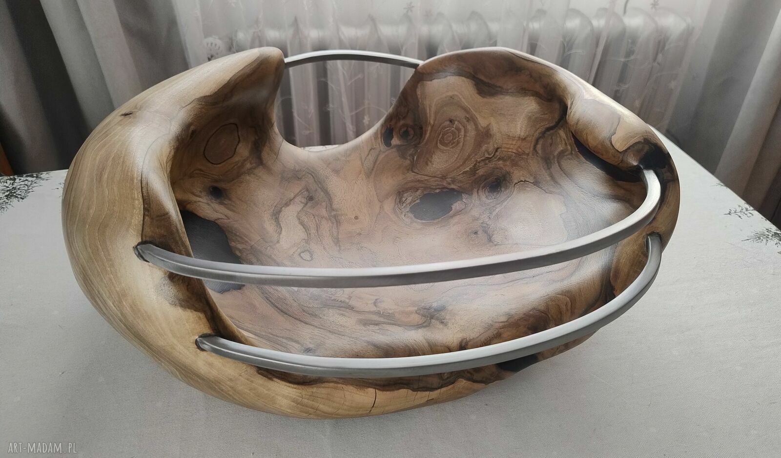 Kosz na owoce z drewna - dekoracja Power Carving