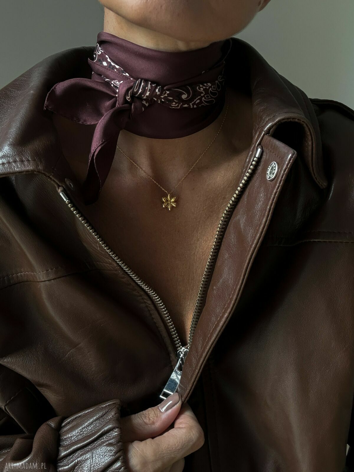 naszyjniki: Naszyjnik z kwiatem z różowego złota autorskie