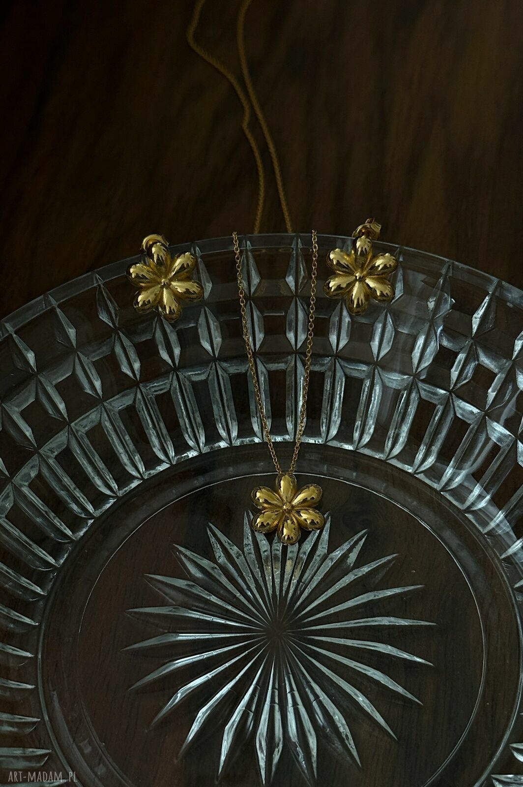 naszyjniki: Złoty naszyjnik z kwiatem autorskie