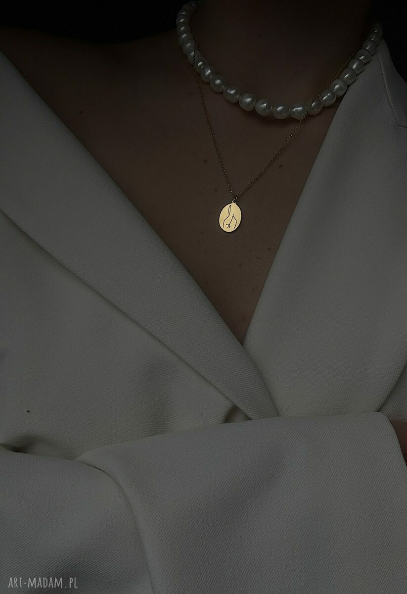 naszyjniki: Złoty medalion Body N°7 Ręcznie zrobione