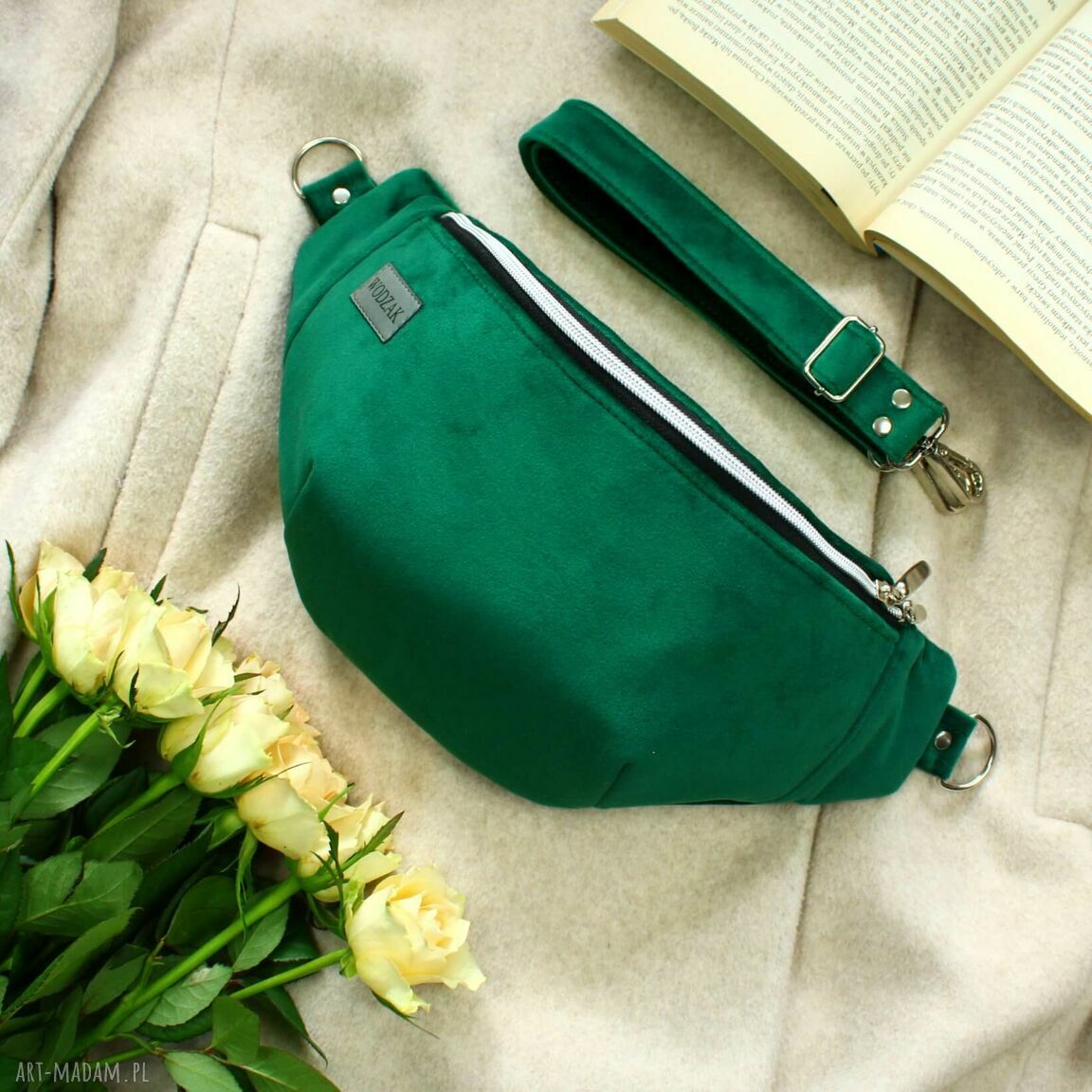 nerki: Nerka damska z zielonego weluru Ręcznie zrobione