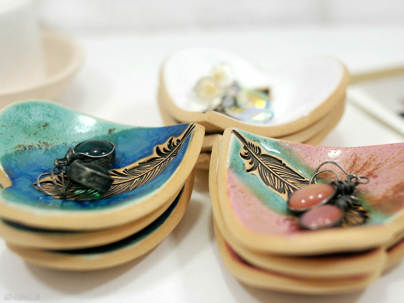 Ceramiczna podstawka na łyżeczkę, herbatę, świecę lub tealight w kształcie serca