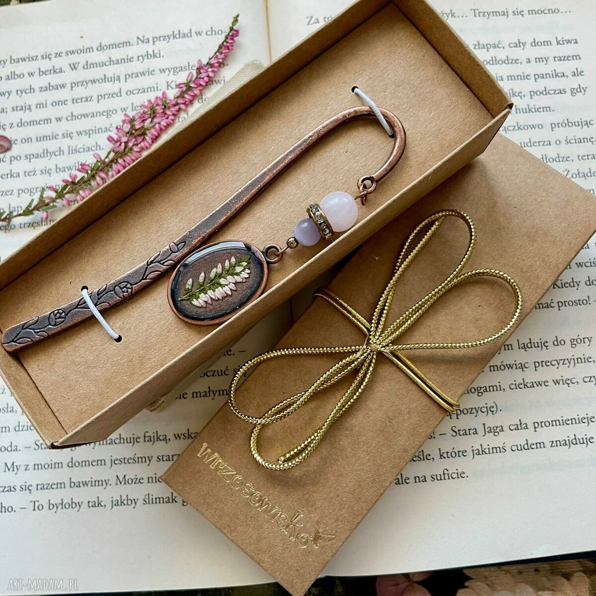 Prezent dla romantyczki: zakładka do książki z prawdziwym wrzosem (handmade)
