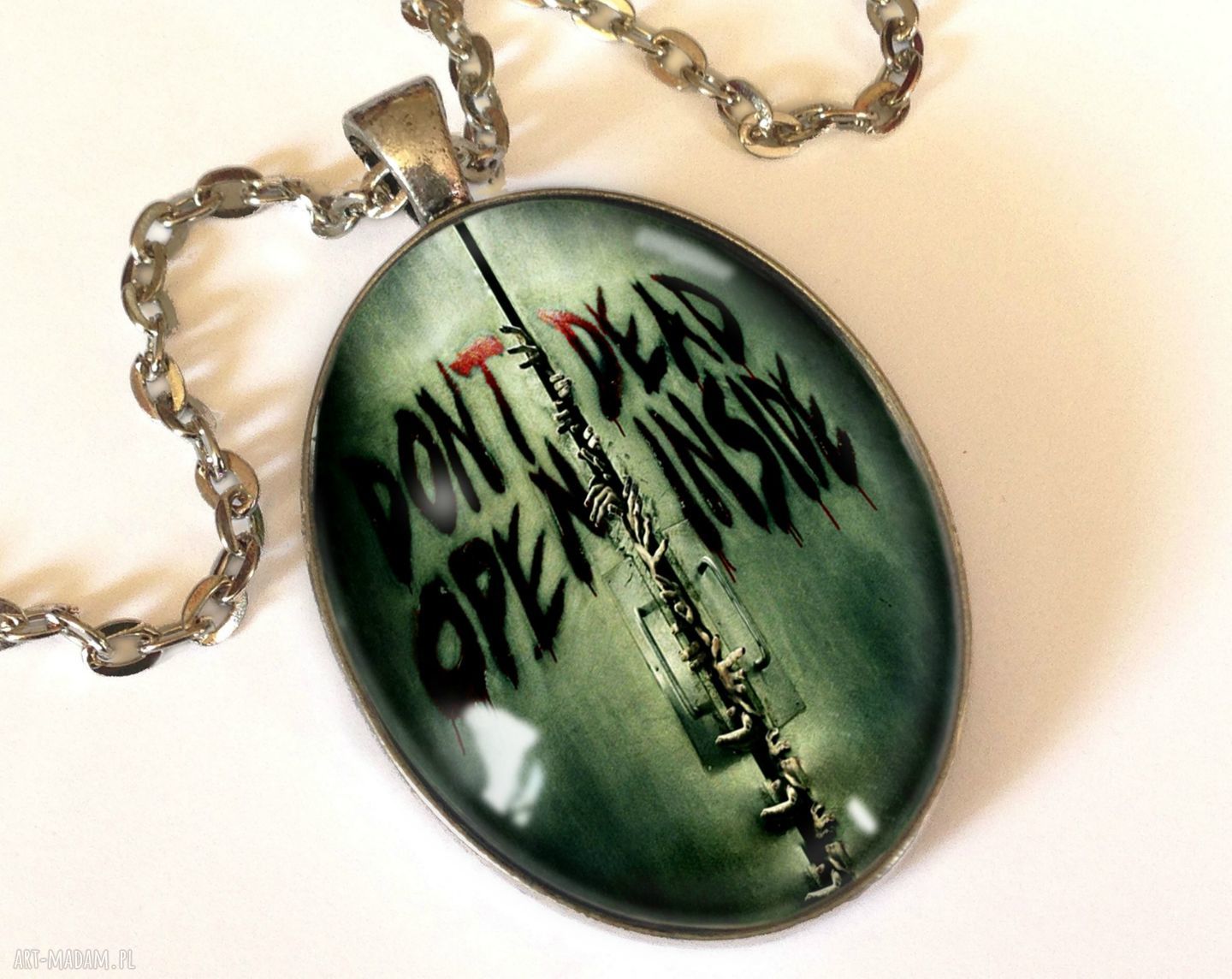 Dont open owalny medalion łańcuszkiem zombie halloween prezent