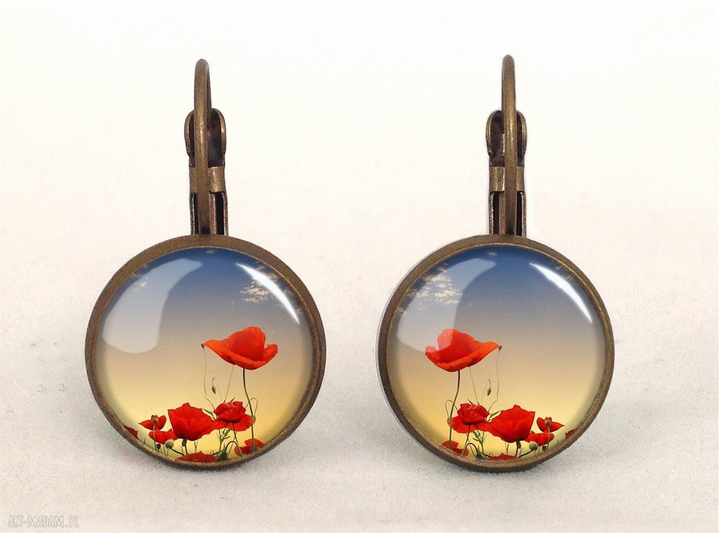 naszyjniki: Maki Medalion z łańcuszkiem HandMade