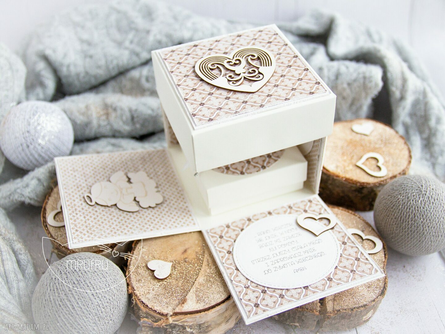 prezent świąteczny: Eksplodujące pudełeczko ANIOŁEK STRÓŻ. Narodziny, Chrzest, Roczek, Pierwsza