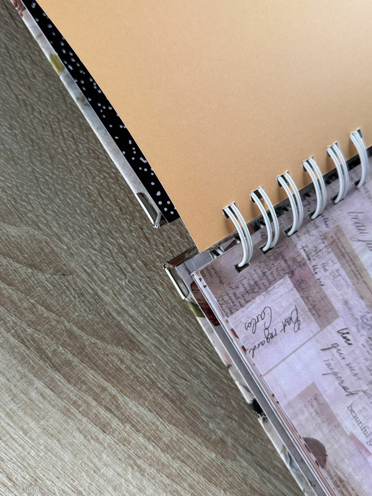 scrapbooking albumy: Album z sercem Autorskie