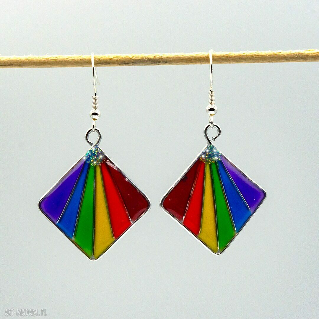 Kolczyki Pride z żywicy 011