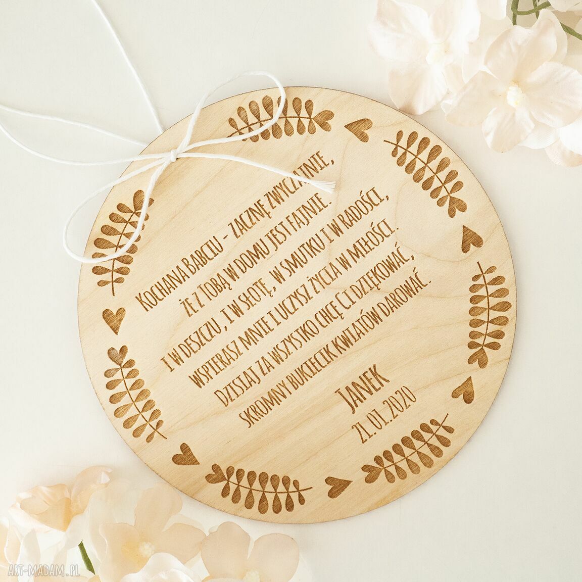 Proporczyk z listkami z drewna - grawerowana dekoracja boho (dla dziecka i na prezent)