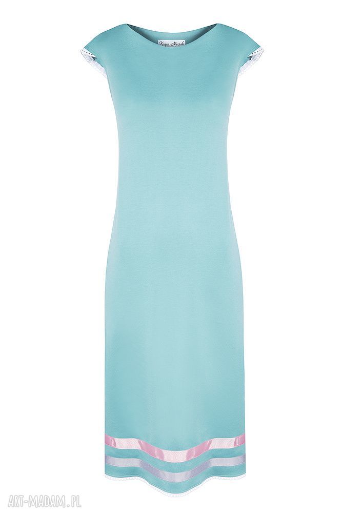 Prosta pastelowa sukienka w paski - elegancka Kasia Miciak