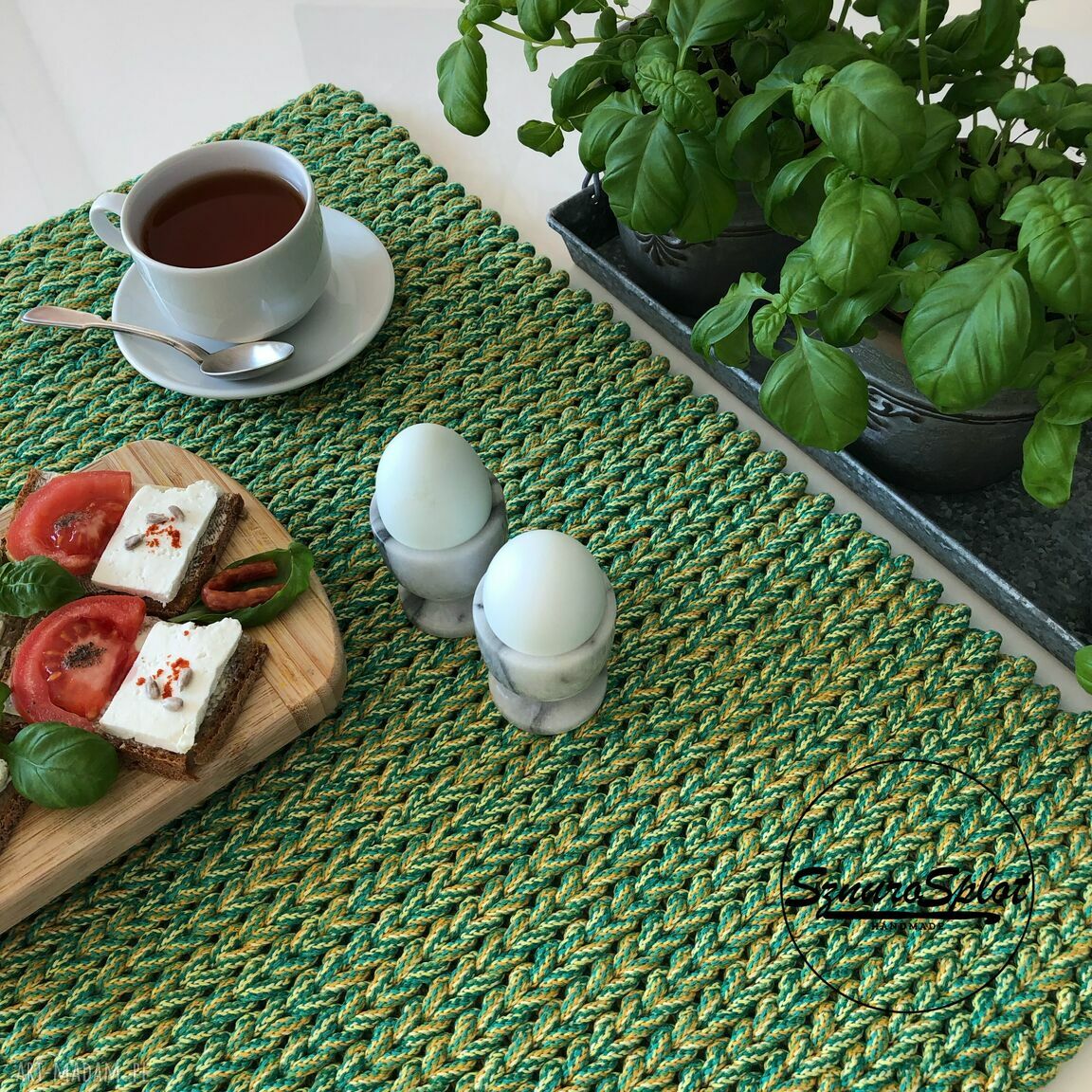 Prostokątna podkładka na stół 40x60 ze sznurka bawełnianego - handmade