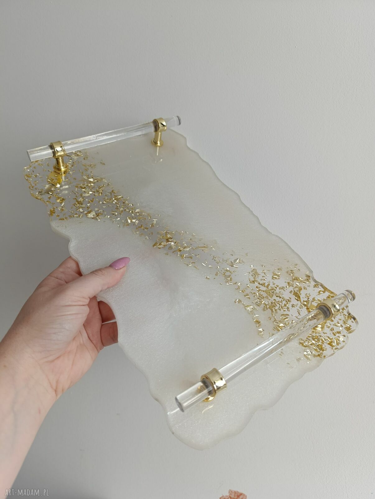 Prostokątna taca na nóżkach - elegancka dekoracja handmade ze złotą folią