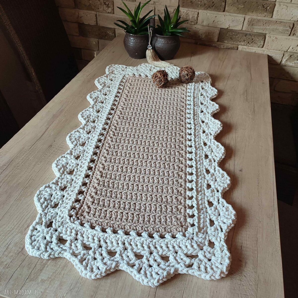 Bieżnik szydełkowy 50x100 cm - boho do kuchni i jadalni