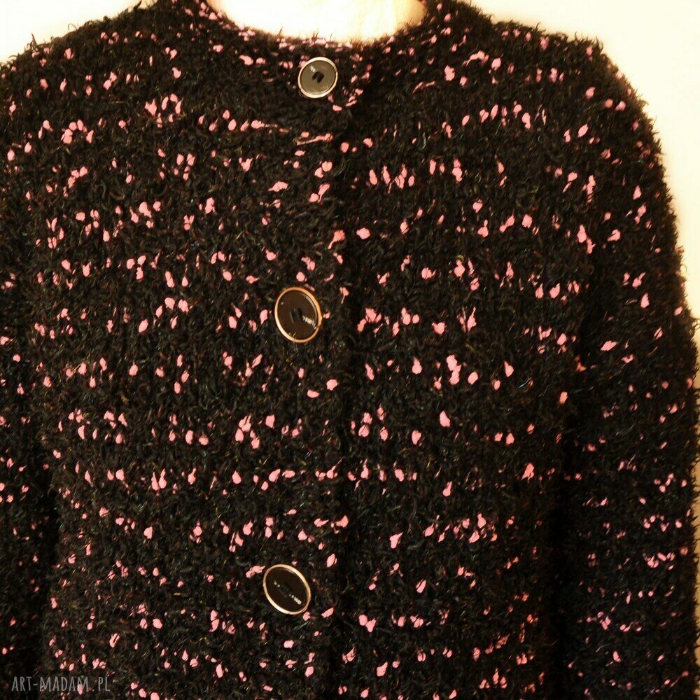 Prosty, elegancki sweter handmade robiony na drutach - niska stójka