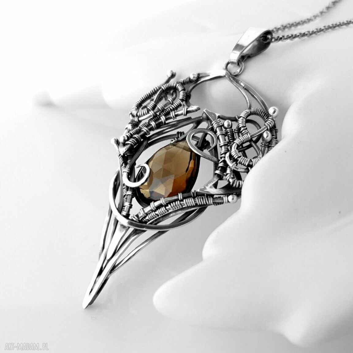 Pruina - srebrny naszyjnik z kwarcem dymnym w technice wire wrapping