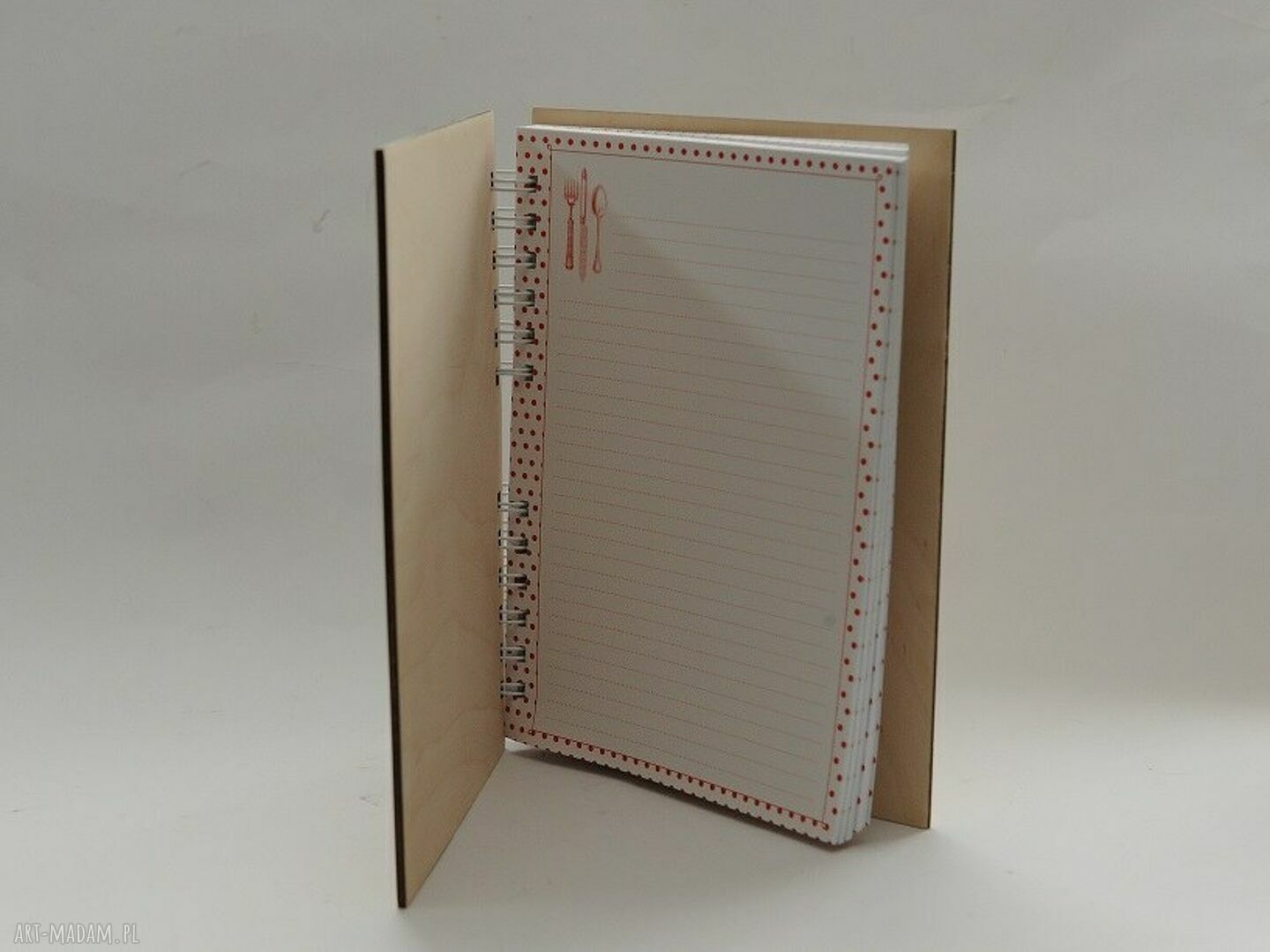 Przepiśnik A5 z drewnianą okładką - personalizowany scrapbooking