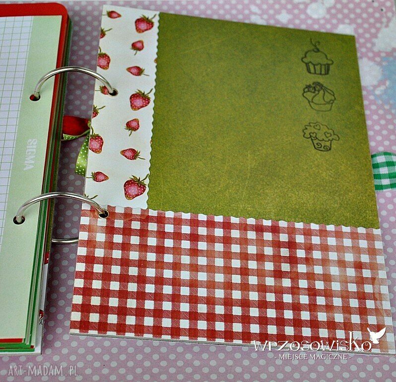 Przepiśnik z truskawkami hand made