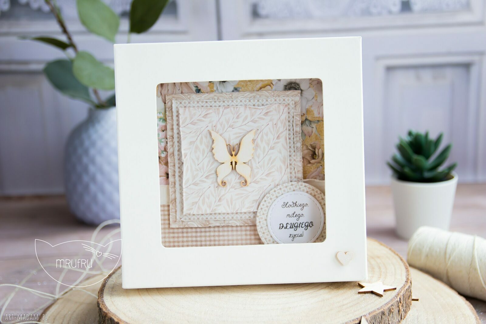 kartki: Przeurocza kartka na każdą okazję w pudełku. Motylek. Urodziny, imieniny