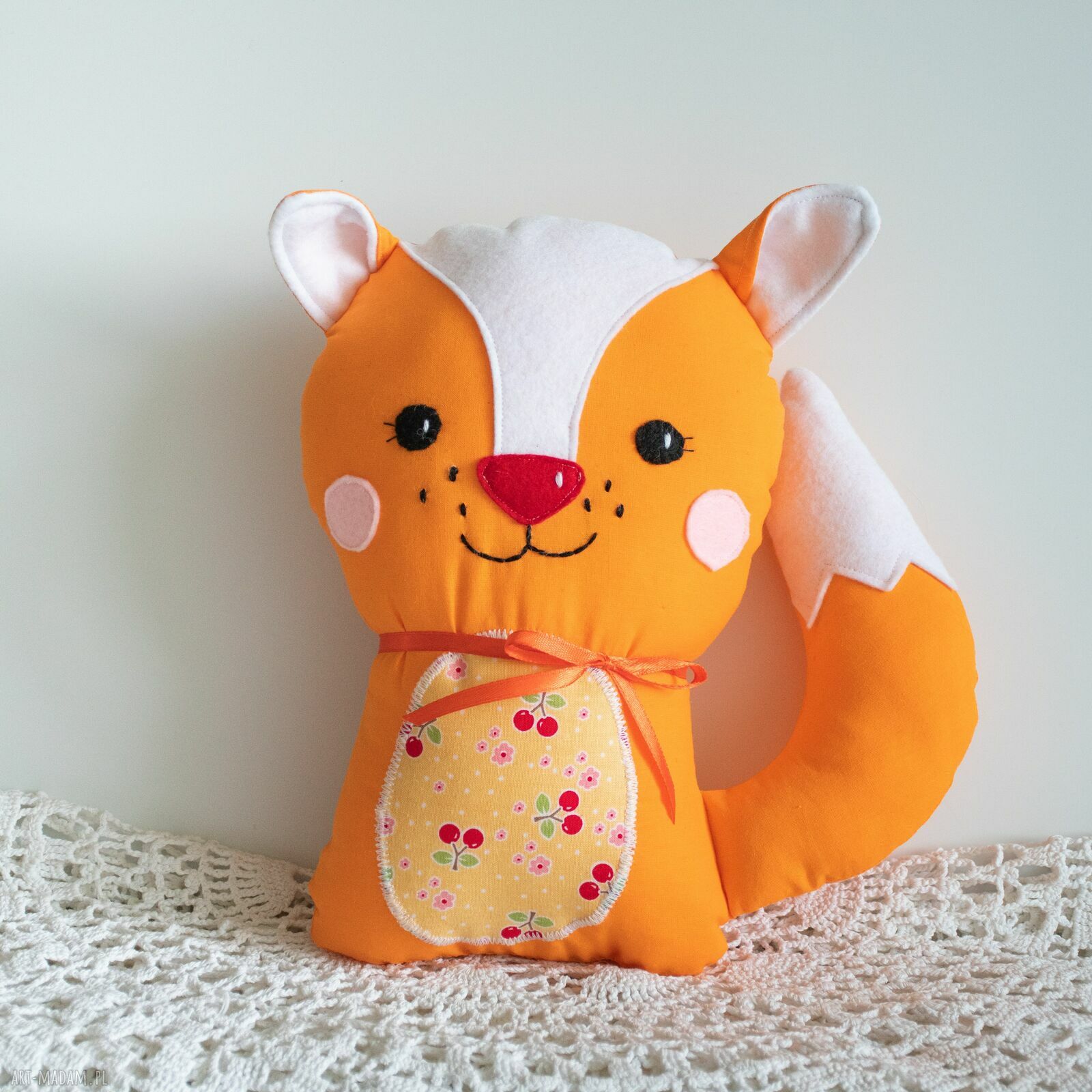 Psotny lisek Ewa - ręcznie szyta maskotka 26 cm