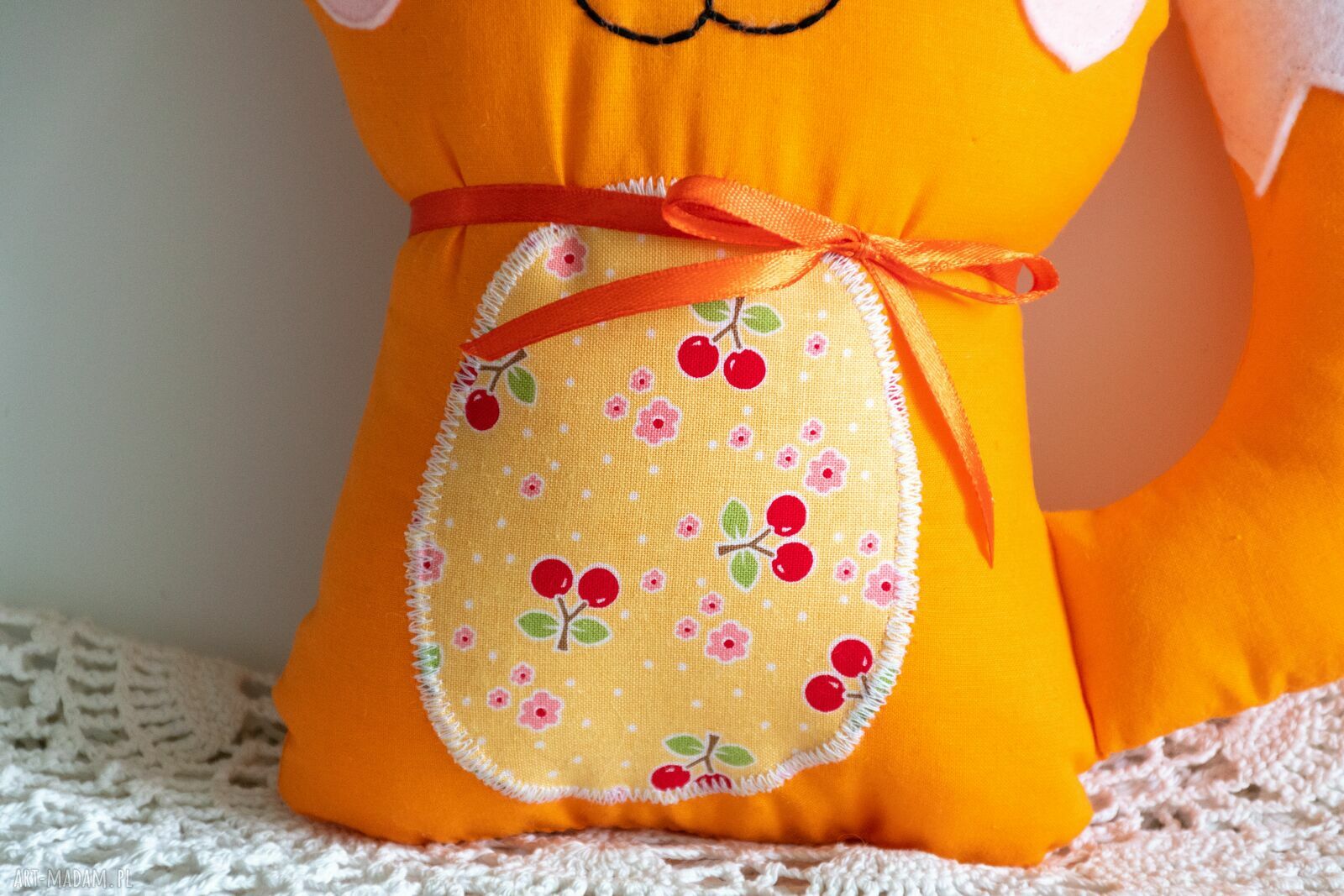 Psotny lisek Ewa - ręcznie szyta maskotka 26 cm