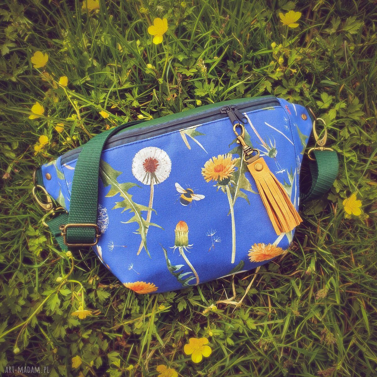 Nerka XXL Naturelover hand-made - saszetka z motywem pszczół i mniszka