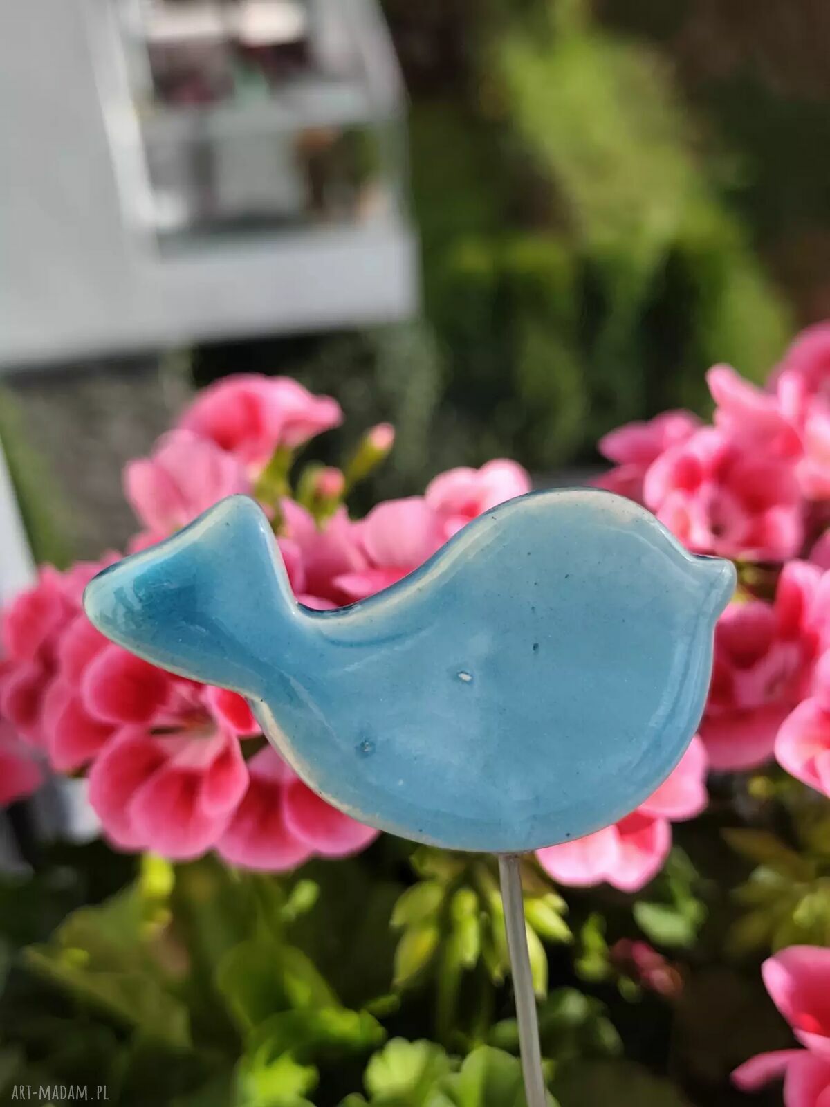 Ceramiczny ptaszek do doniczki - kolorowa ozdoba handmade