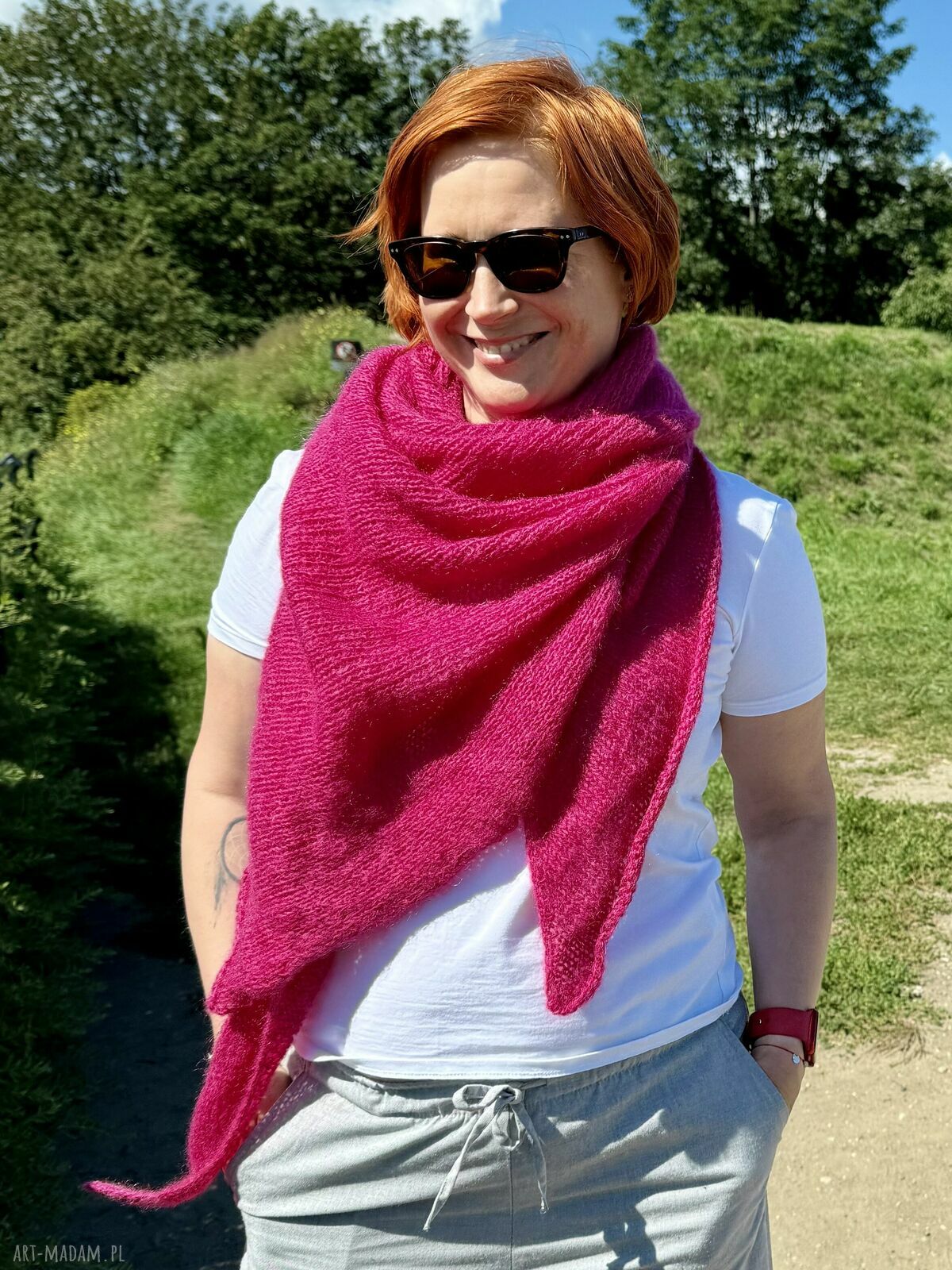 Chusta na drutach Puchata Fuksja - moher, merino i jedwab