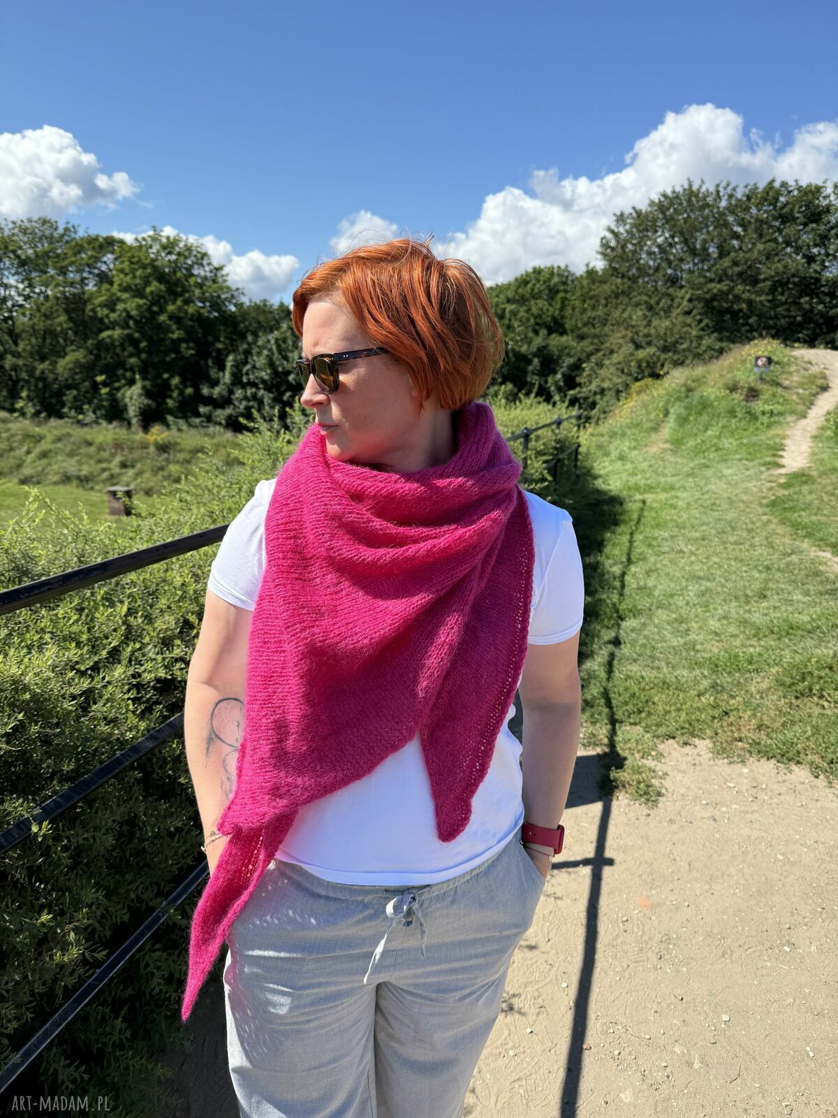 Chusta na drutach Puchata Fuksja - moher, merino i jedwab