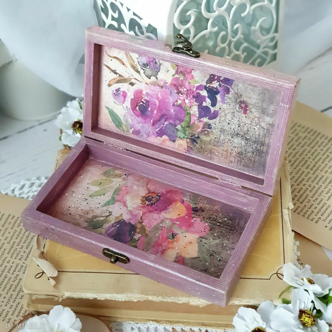 Ręcznie robione pudełko decoupage na ślub - kwiaty