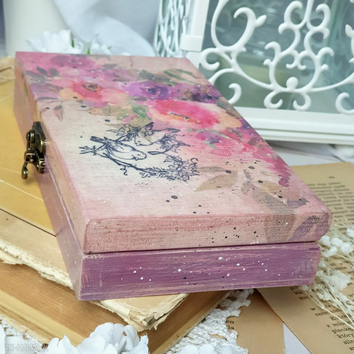 Ręcznie robione pudełko decoupage na ślub - kwiaty