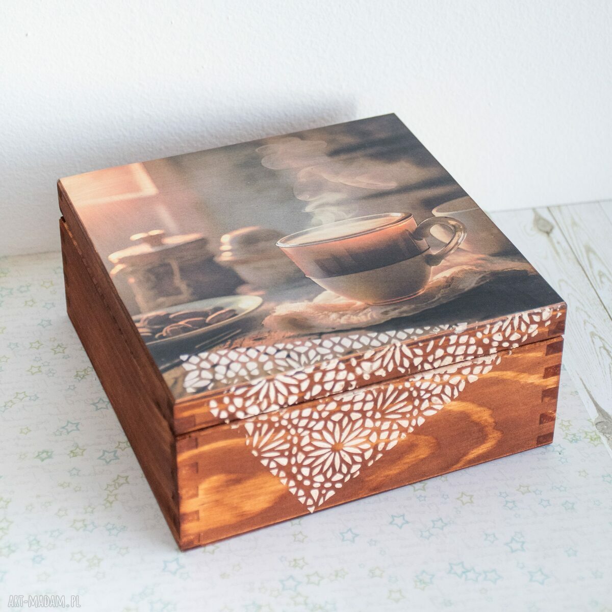 Pudełko drewniane dla miłośniczki kawy - szkatułka z decoupage