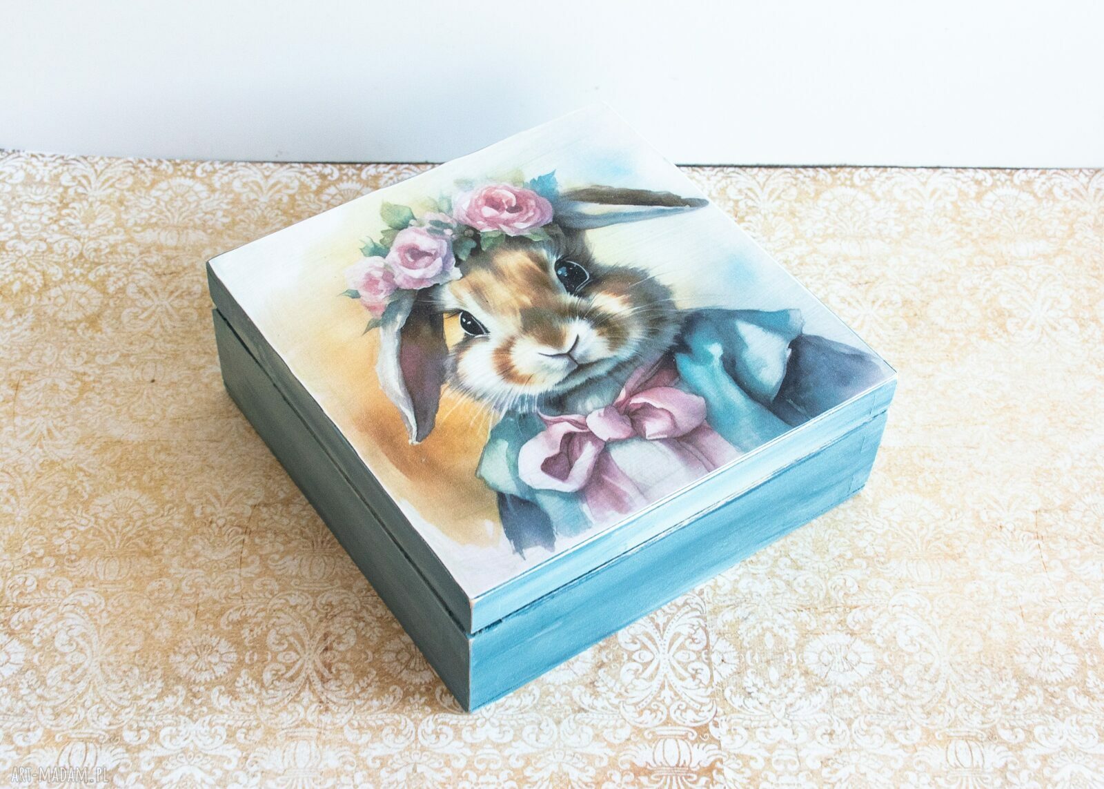 Pudełko drewniane Witaj Króliczku - Wielkanocne skarbnica z decoupage
