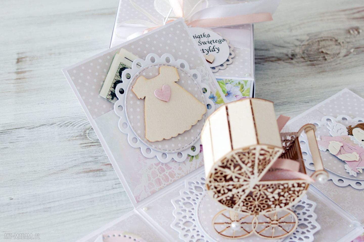 scrapbooking kartki: Pudełko eksplodujące kartka z życzeniami chrzest ręczne wykonanie