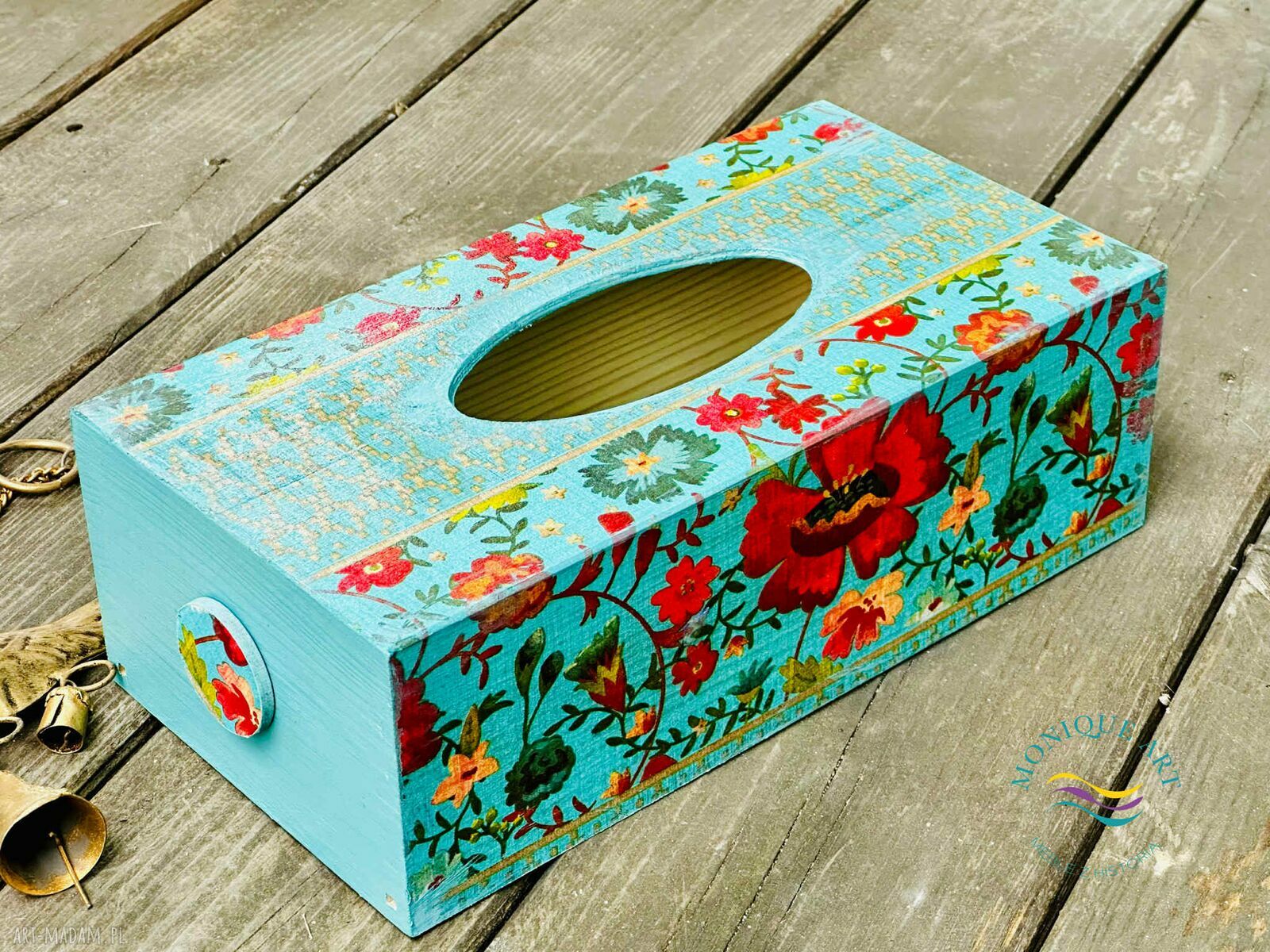 Pudełko na chusteczki w kolorach boho - drewniany organizer do domu