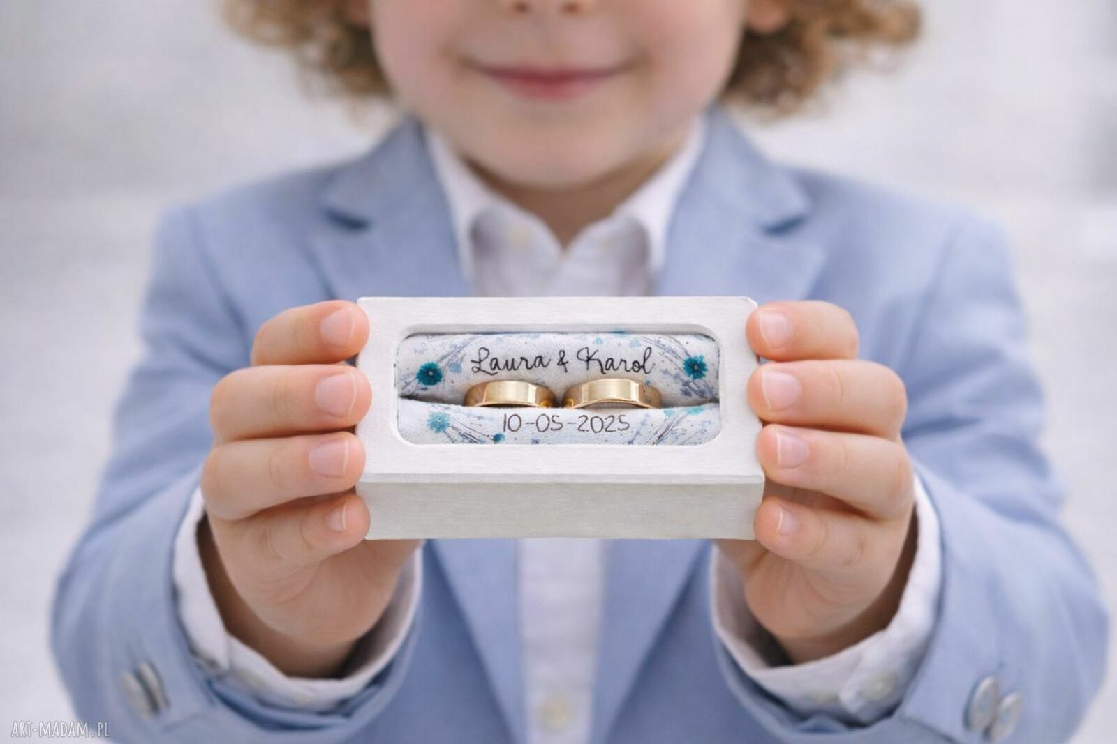 Pudełko na obrączki drewniane personalizowane - dąb, imiona i data