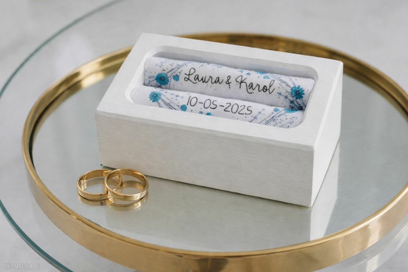 Pudełko na obrączki drewniane personalizowane - dąb, imiona i data