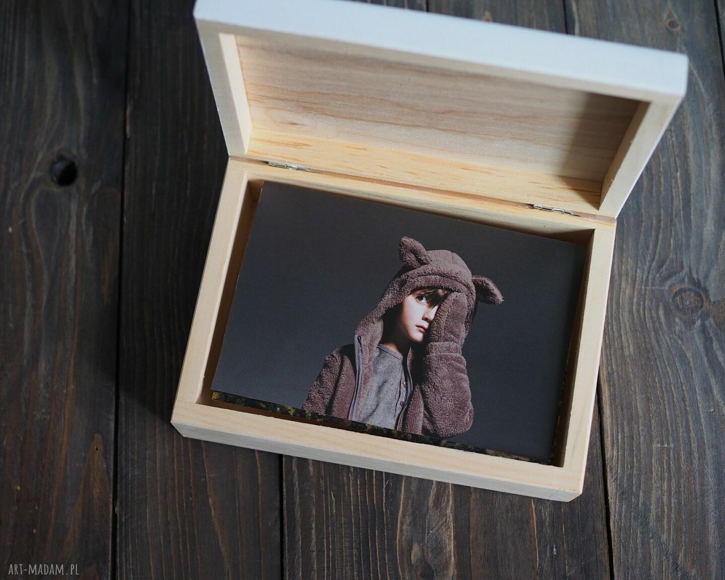 Pudełko na zdjęcia 10x15 cm i przybory - rękodzieło Sleep