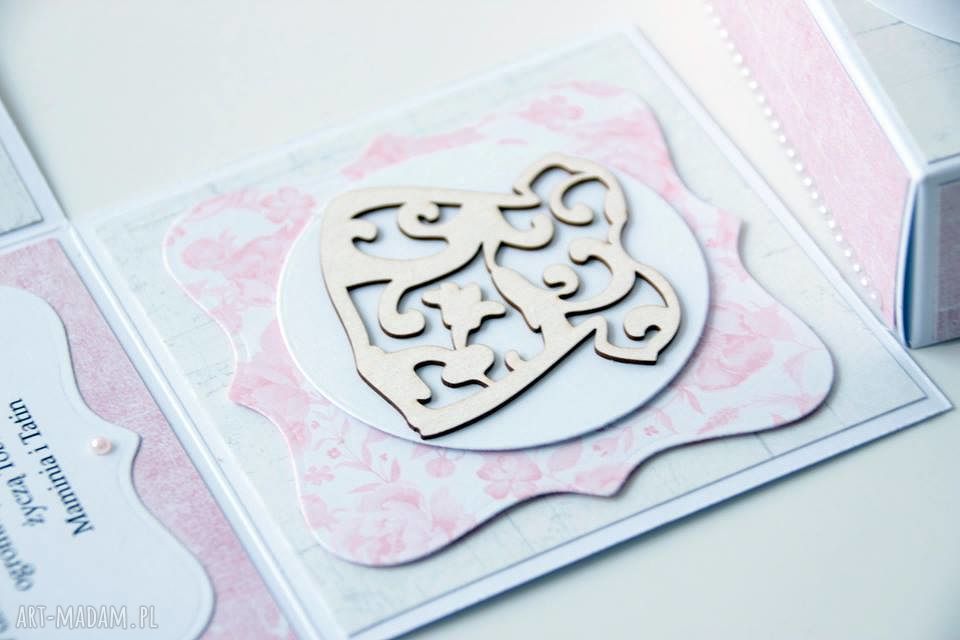 scrapbooking kartki: Pudełko niespodzianka dla dziewczynki na Chrzest ręcznie wykonane