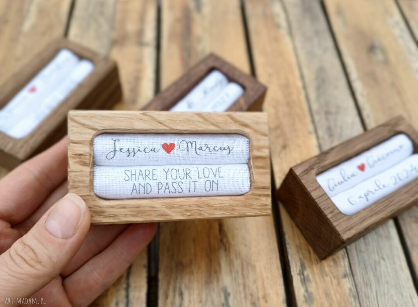 Pudełko ślubne na obrączki personalizowane z dębu - prezent ślubny
