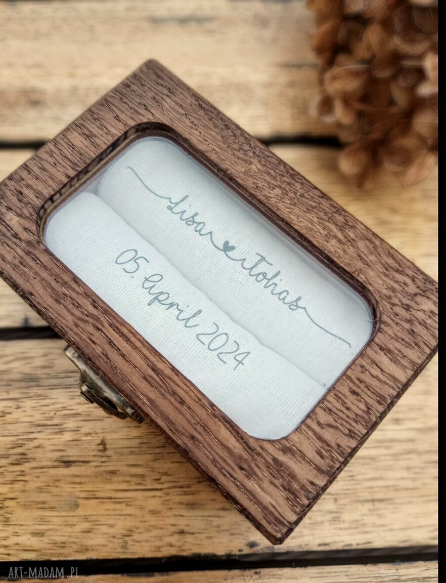Personalizowane pudełko ślubne na obrączki z okienkiem (PD2) - Tulito, dąb