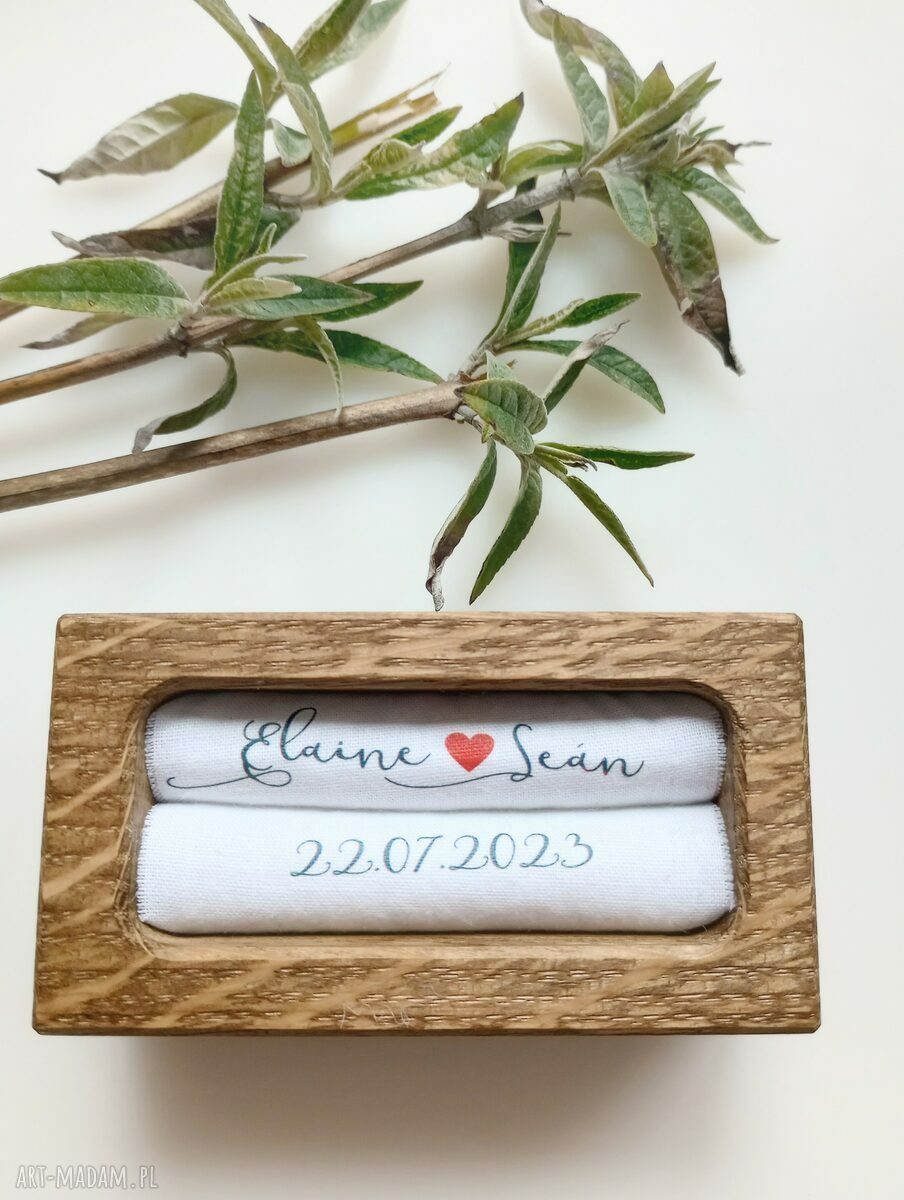 Pudełko ślubne na obrączki personalizowane - dębowa szkatułka Tulito na obrączki